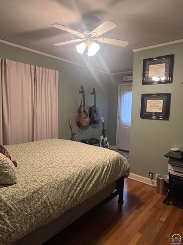 1514 SW Oakley AVE, Topeka, KS 66604