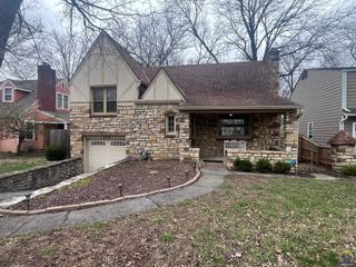 1514 SW Oakley AVE, Topeka, KS 66604