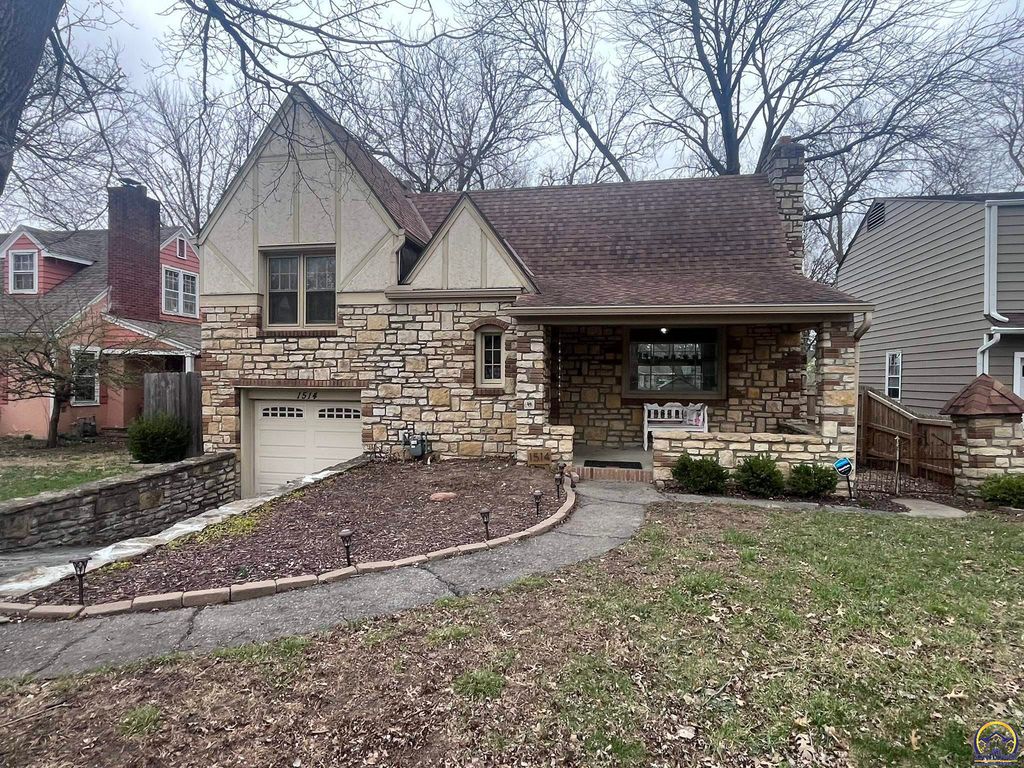 1514 SW Oakley AVE, Topeka, KS 66604