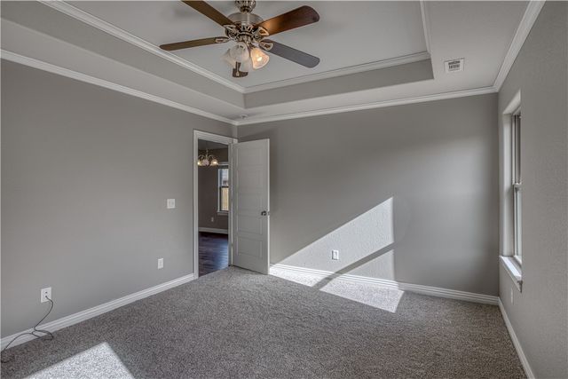 709 NW 64th Avenue, Bentonville, AR 72713