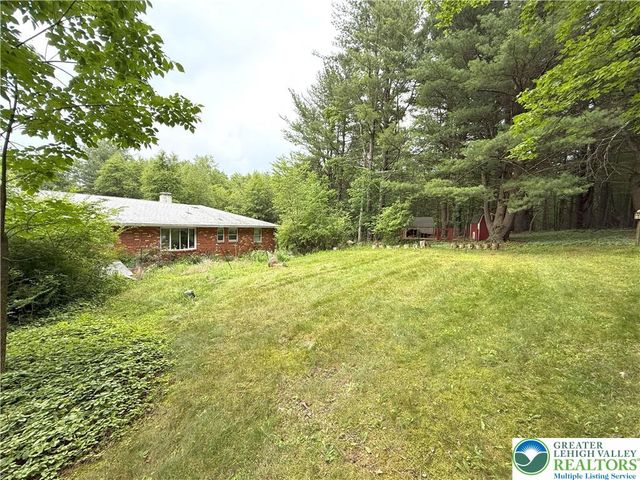 195 Gun Club Road, Towamensing Twp, PA 18071