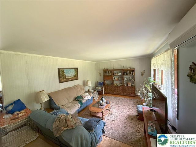 195 Gun Club Road, Towamensing Twp, PA 18071