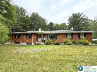 195 Gun Club Road, Towamensing Twp, PA 18071