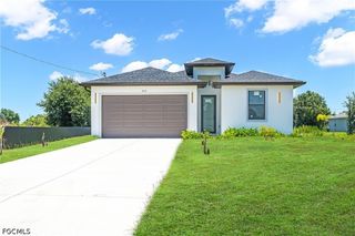 433 Rayford ST, Lehigh Acres, FL 33974