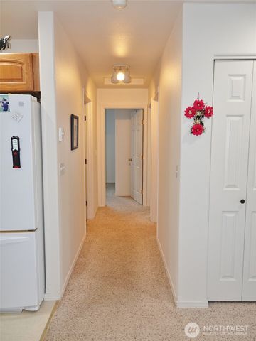 281 Cakesosta Street SE, Ocean Shores, WA 98569