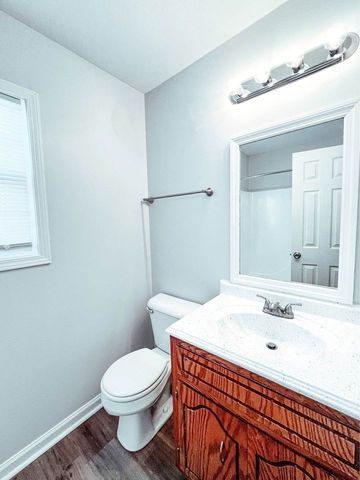 124 Ballygar St Apt F, Clarksville, TN 37043