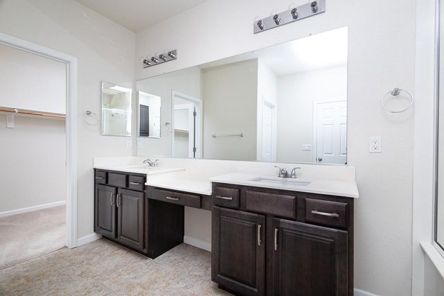 5013 Azalea Park Way, Rancho Cordova, CA 95742