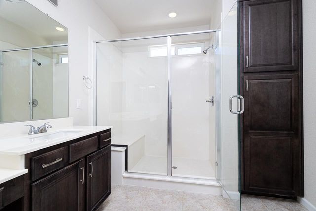 5013 Azalea Park Way, Rancho Cordova, CA 95742