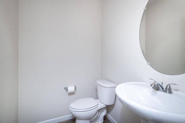 5013 Azalea Park Way, Rancho Cordova, CA 95742