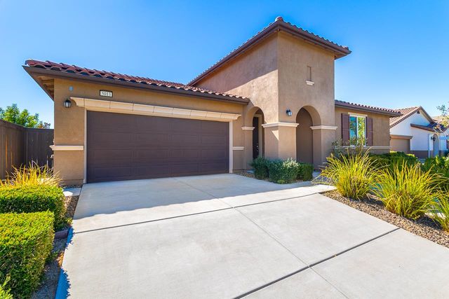 5013 Azalea Park Way, Rancho Cordova, CA 95742