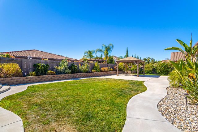 5013 Azalea Park Way, Rancho Cordova, CA 95742