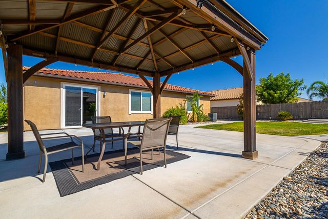 5013 Azalea Park Way, Rancho Cordova, CA 95742