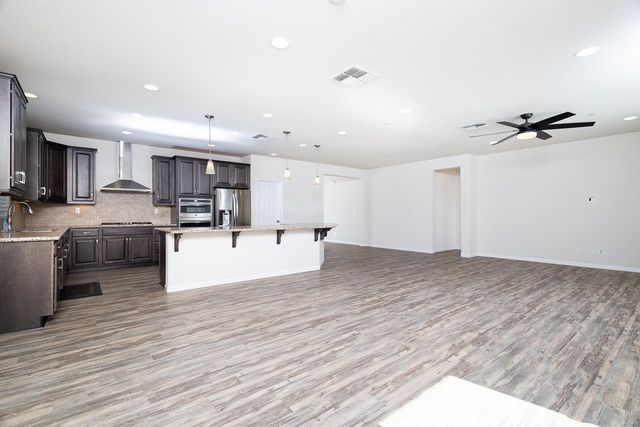 5013 Azalea Park Way, Rancho Cordova, CA 95742