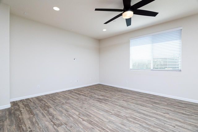 5013 Azalea Park Way, Rancho Cordova, CA 95742