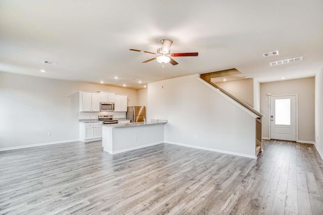 8119 Sunberry Shadow Drive, Houston, TX 77016