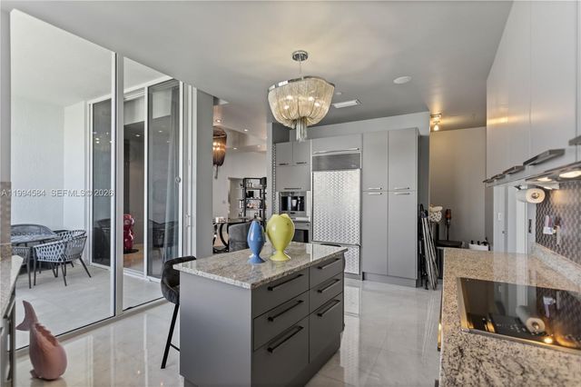 15811 Collins Avenue 4004, Sunny Isles Beach, FL 33160