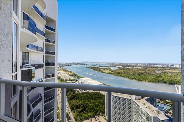 15811 Collins Avenue 4004, Sunny Isles Beach, FL 33160