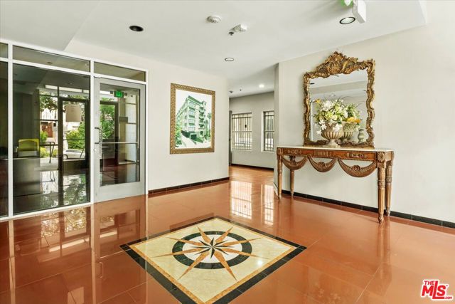 417 S Westmoreland Avenue 404, Los Angeles, CA 90020