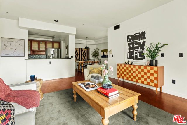 417 S Westmoreland Avenue 404, Los Angeles, CA 90020