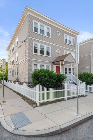 193 Florence St 2, Boston, MA 02131