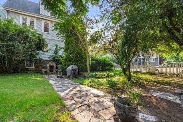 193 Florence St 2, Boston, MA 02131