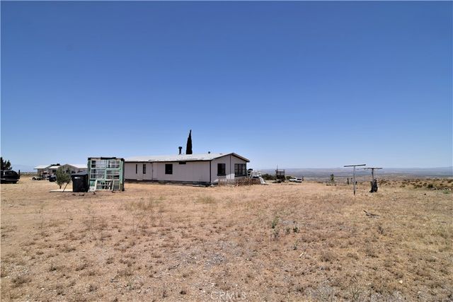 10140 Arrow, Littlerock, CA 93543