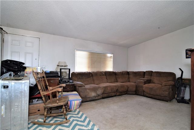 10140 Arrow, Littlerock, CA 93543