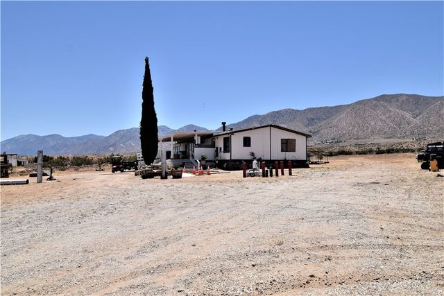10140 Arrow, Littlerock, CA 93543
