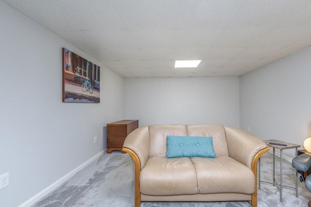 141 Chase Way, Manchester, NH 03104