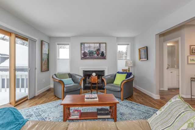 141 Chase Way, Manchester, NH 03104