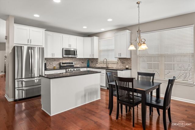 21249 LILY LAKE Lane, Crest Hill, IL 60403