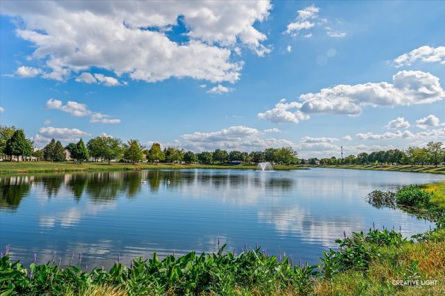 21249 LILY LAKE Lane, Crest Hill, IL 60403