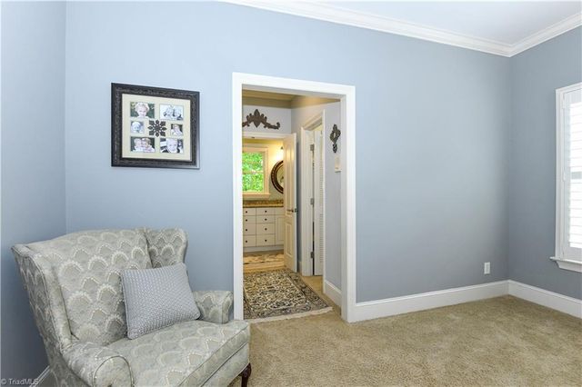 18 Windrock Way, Greensboro, NC 27455