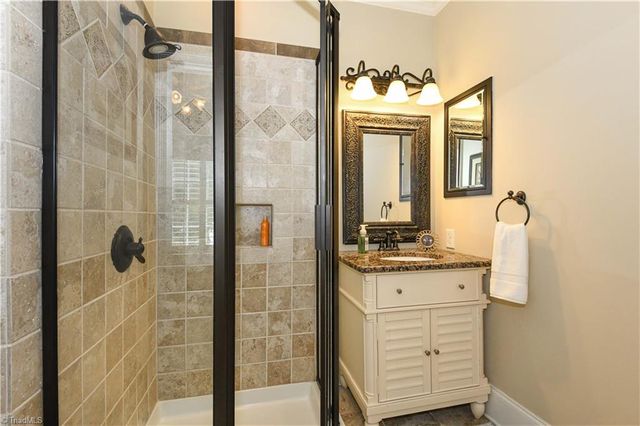 18 Windrock Way, Greensboro, NC 27455