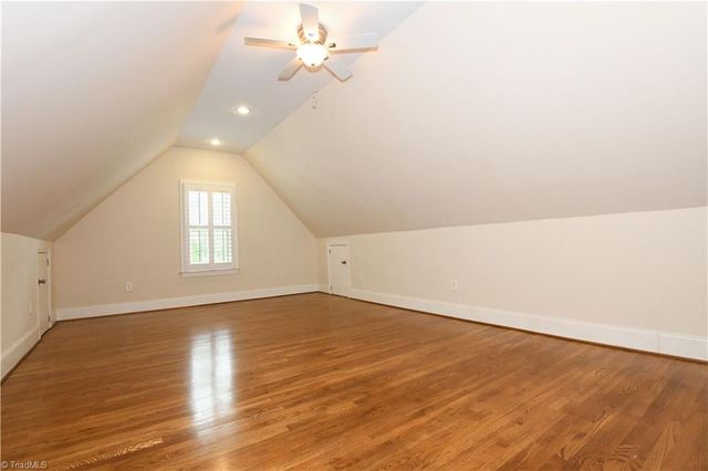 18 Windrock Way, Greensboro, NC 27455