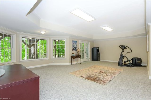 18 Windrock Way, Greensboro, NC 27455