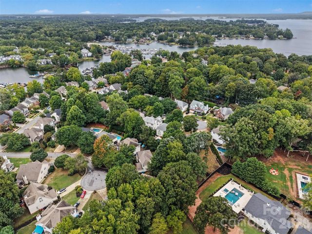 19515 Dufour Court, Cornelius, NC 28031