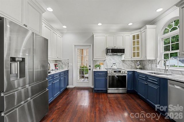 19515 Dufour Court, Cornelius, NC 28031