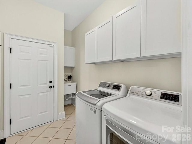 15133 High Bluff Court, Charlotte, NC 28278