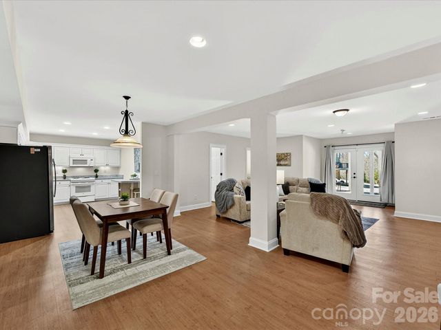 15133 High Bluff Court, Charlotte, NC 28278