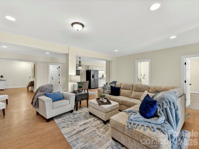 15133 High Bluff Court, Charlotte, NC 28278