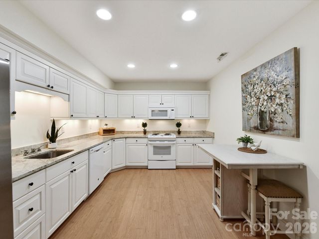 15133 High Bluff Court, Charlotte, NC 28278