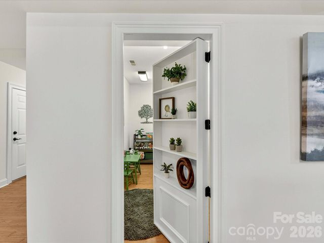 15133 High Bluff Court, Charlotte, NC 28278