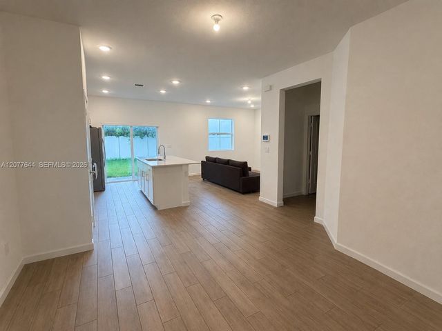1763 SE 8th Terrace 0, Homestead, FL 33034