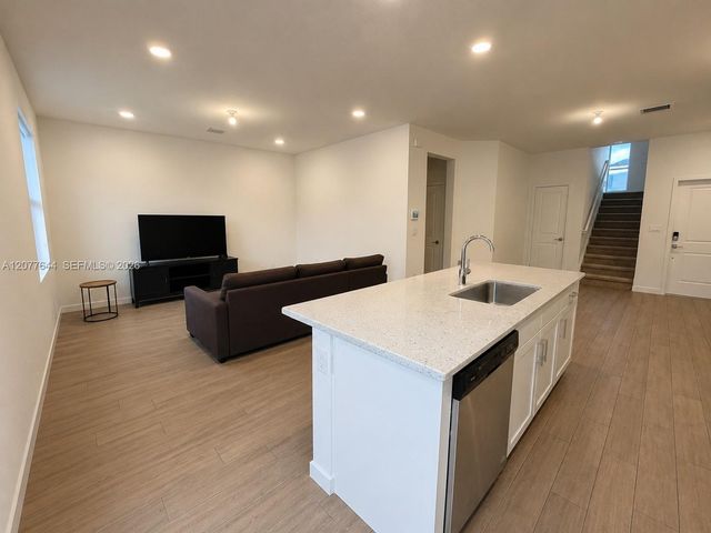 1763 SE 8th Terrace 0, Homestead, FL 33034