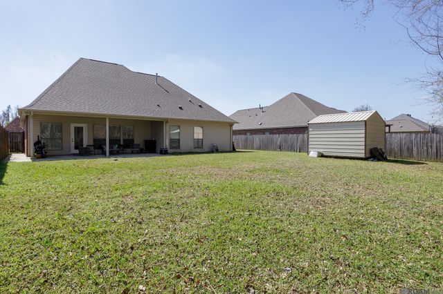 39138 Balmoral Dr, Prairieville, LA 70769