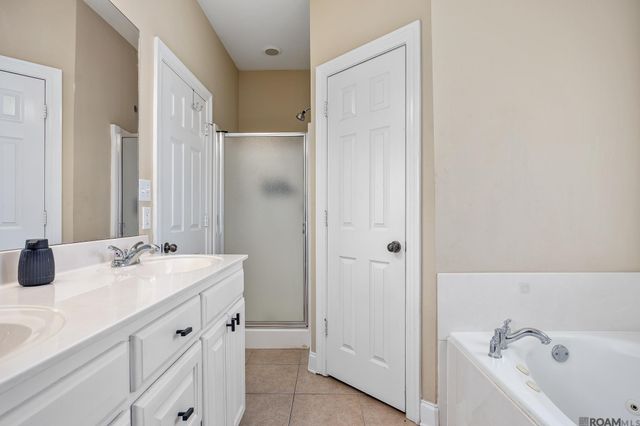 39138 Balmoral Dr, Prairieville, LA 70769