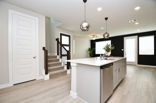 4212 Lyons Fall Drive, Houston, TX 77080