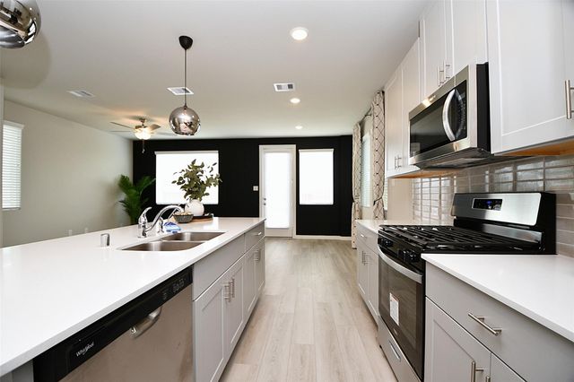 4212 Lyons Fall Drive, Houston, TX 77080