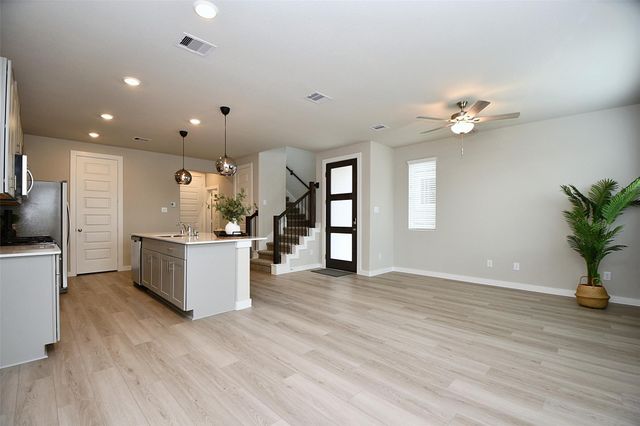 4212 Lyons Fall Drive, Houston, TX 77080